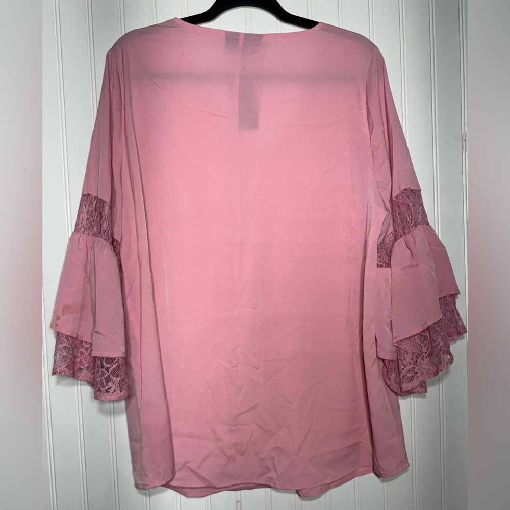Lane Bryant Blouse sz 14/16 pink with lace bell sleeves - Picture 2 of 6